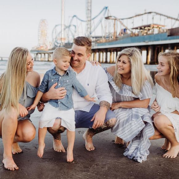 Meet your Posher, Kennye - Picture 1 of 1